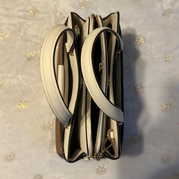 Calvin Klein Purse - Picture 2 of 4